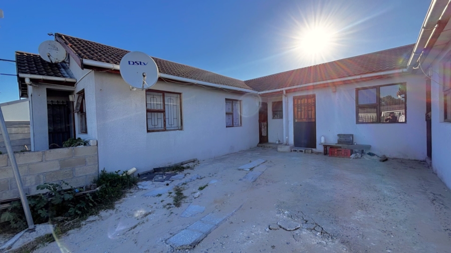 5 Bedroom Property for Sale in Dennemere Western Cape